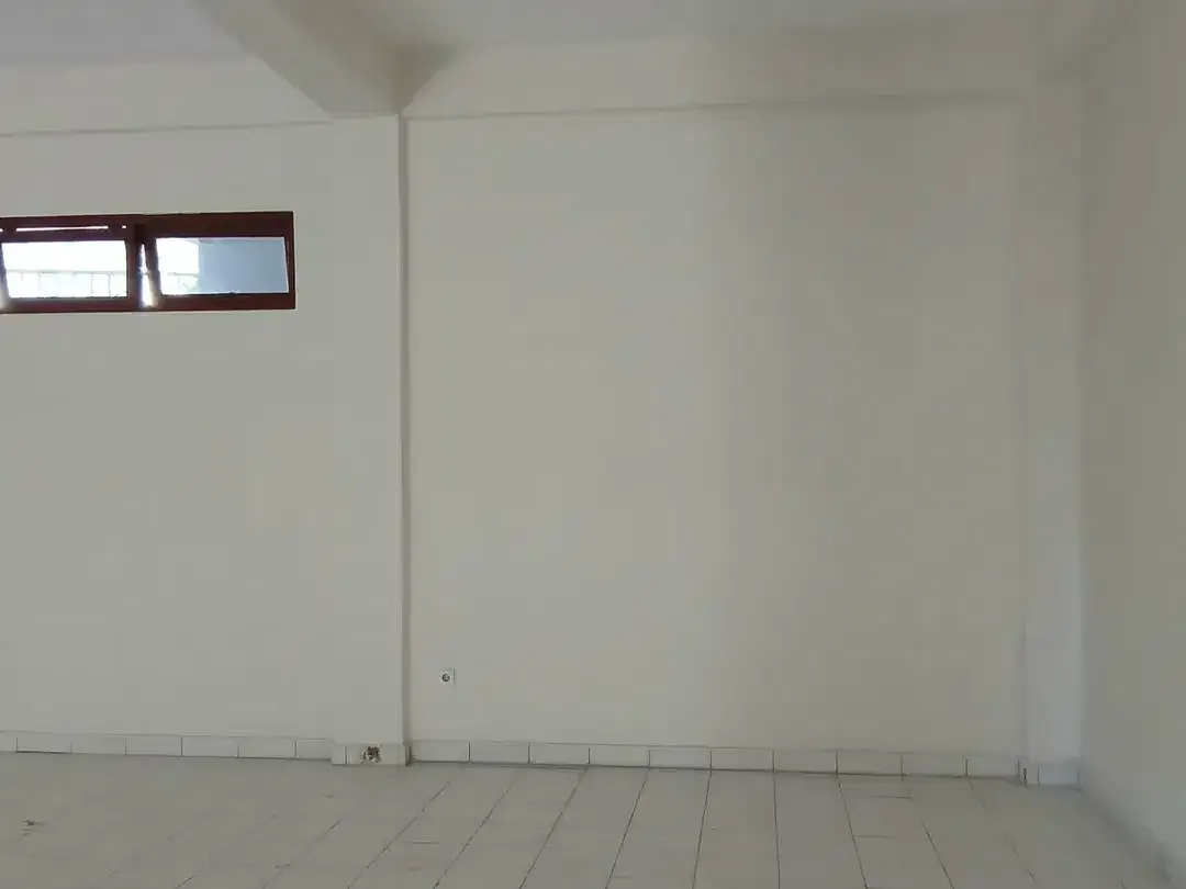 RUKO / BANGUNAN KOMERSIAL STRATEGIS DI JL. KURUKSETRA, BENOA – NUSA DUA - Image 7 of 10