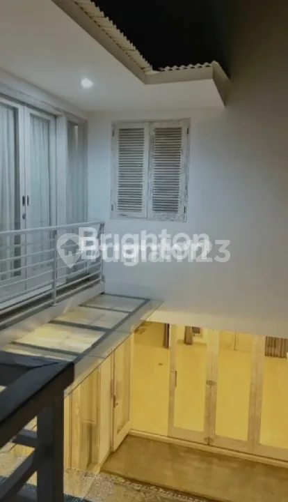 Rumah 2 lantai semi furnished dengan model desain minimalis dipusat kota Denpasar diarea Denpasar Renon - Image 3 of 4