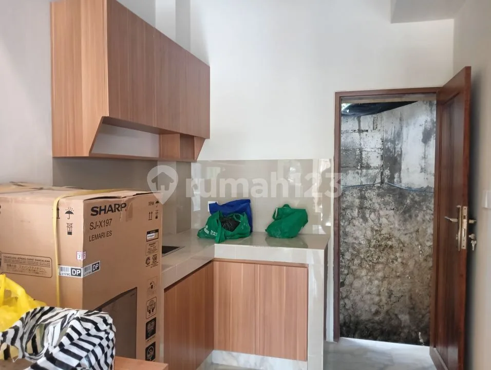 Guest House Dijalan Gunung Soputan Seberang Ganidha Apartemen - Image 3 of 4