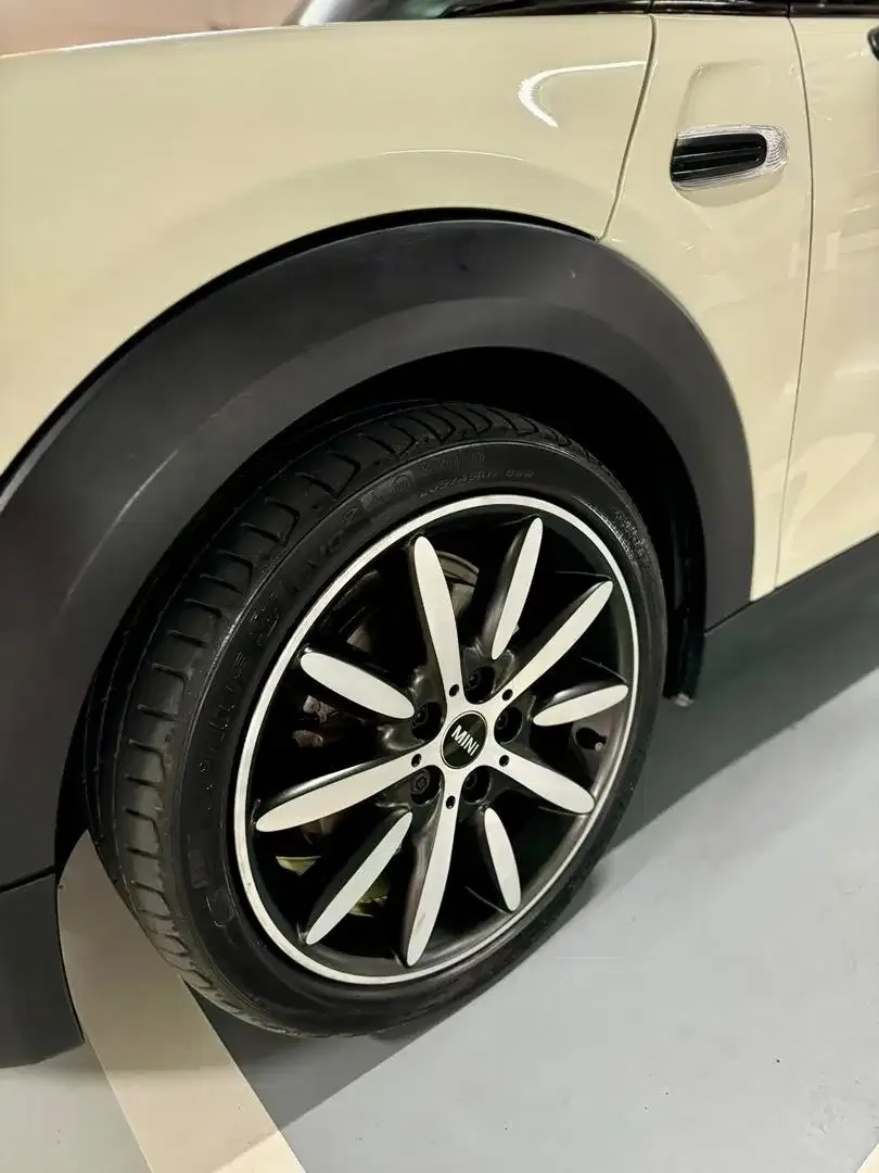 MINI COOPER 2018 LOW KM - Image 8 of 10