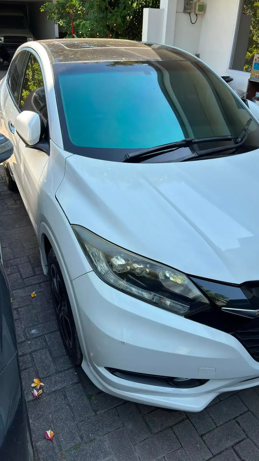HONDA HRV PRESTIGE 1.8 PUTIH - Image 2 of 8