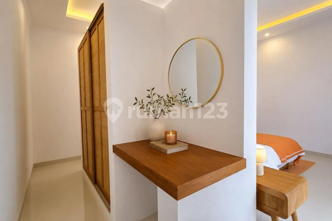 Villa Tropis Cantik 3 Kamar Tidur di Tibubeneng, Canggu - Image 2 of 4