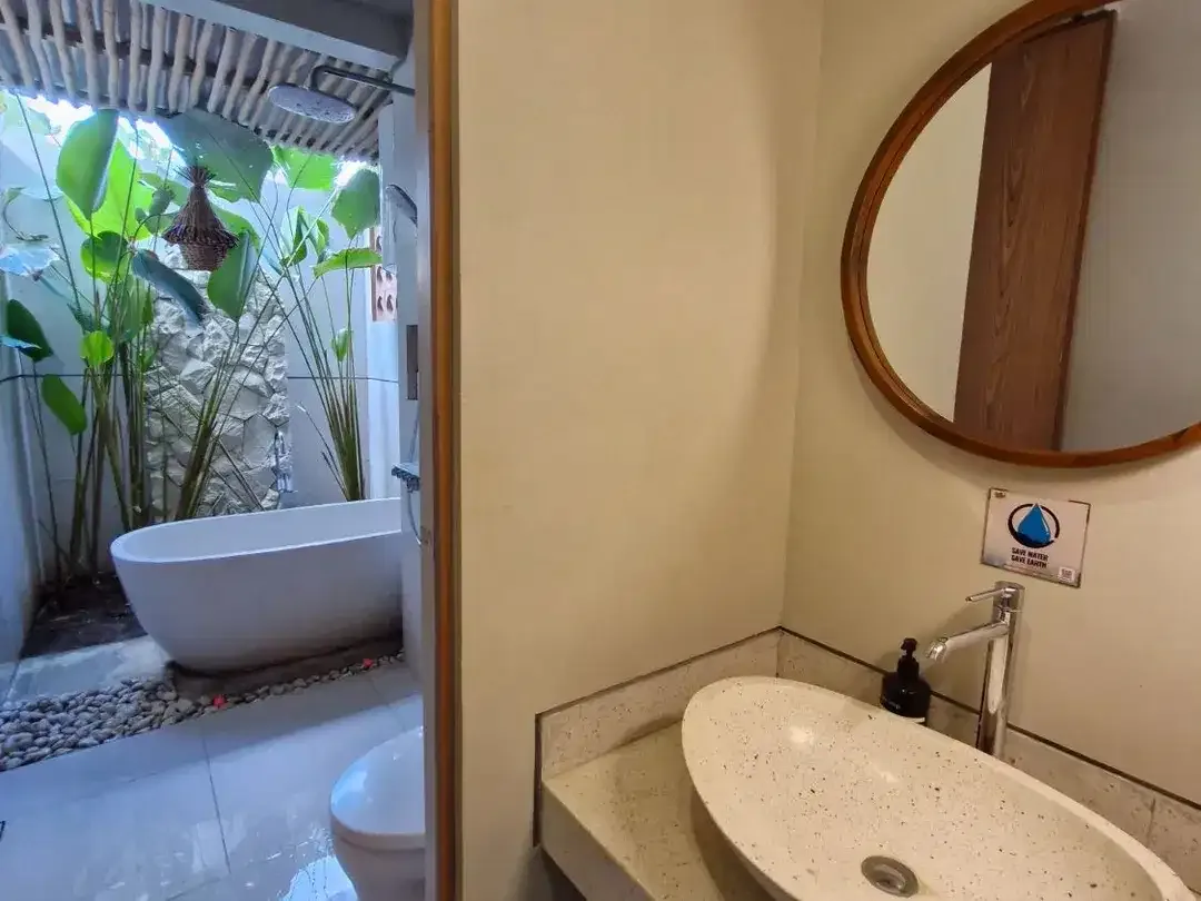 VILLA 2 BR FULL FURNISHED WITH POOL DI ULUWATU - Image 7 of 8