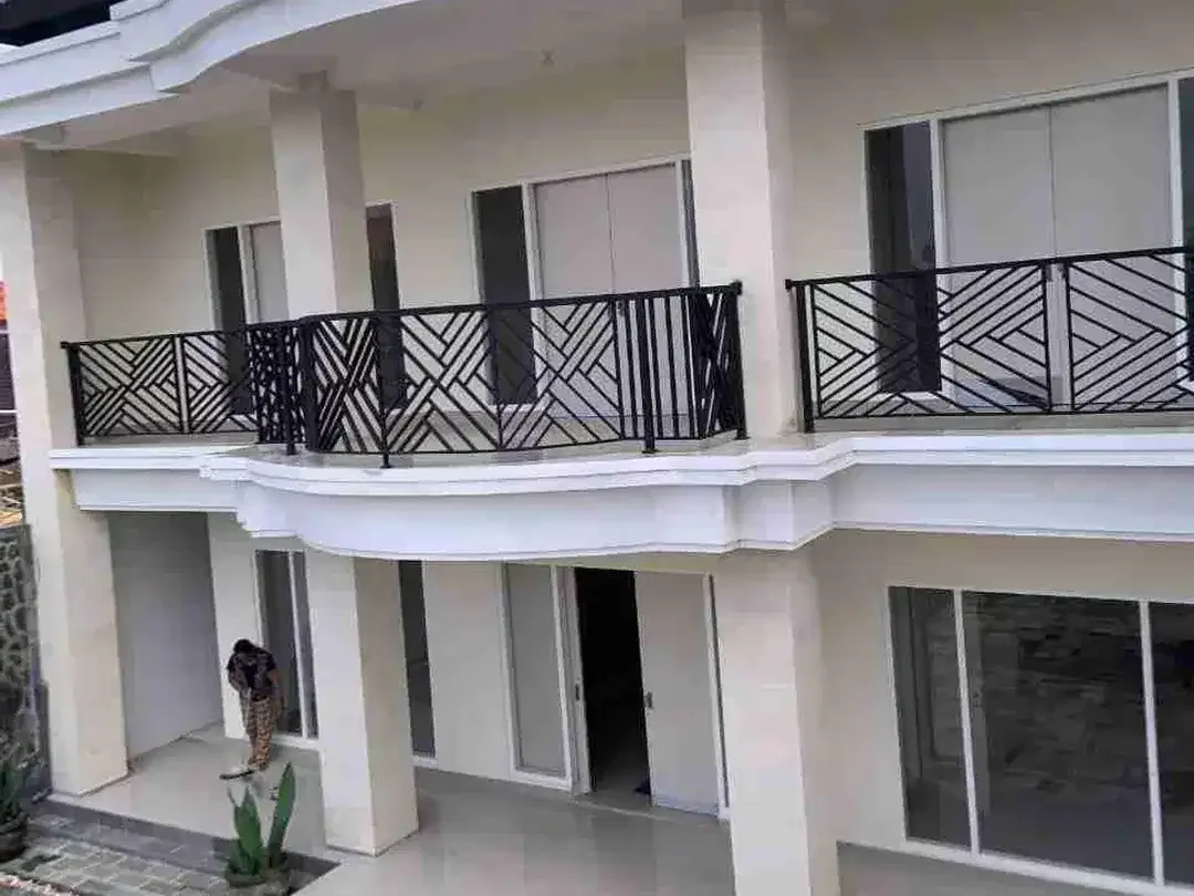 Jual Villa 2lt di Tengah Kota denpasar Jl Teuku umar area strategis untuk Hunian & Investasi - Image 1 of 10