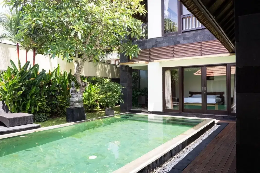 FOR SALE COZY 3 BR VILLA FOR SALE IN SEMINYAK-BALI - Image 3 of 10