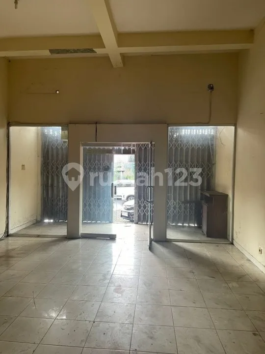 Ruko Murah Lokasi Strategis Raya Jl. Mahendradata - Image 1 of 4
