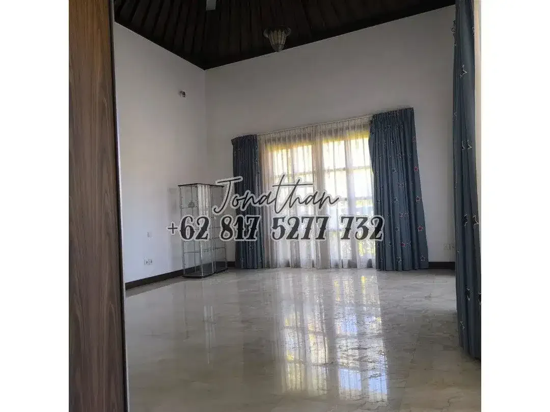 Dijual Villa Pribadi 3 Kamar Kolam Renang SHM IMB Dekat Pantai Jimbaran Bali - Image 9 of 10