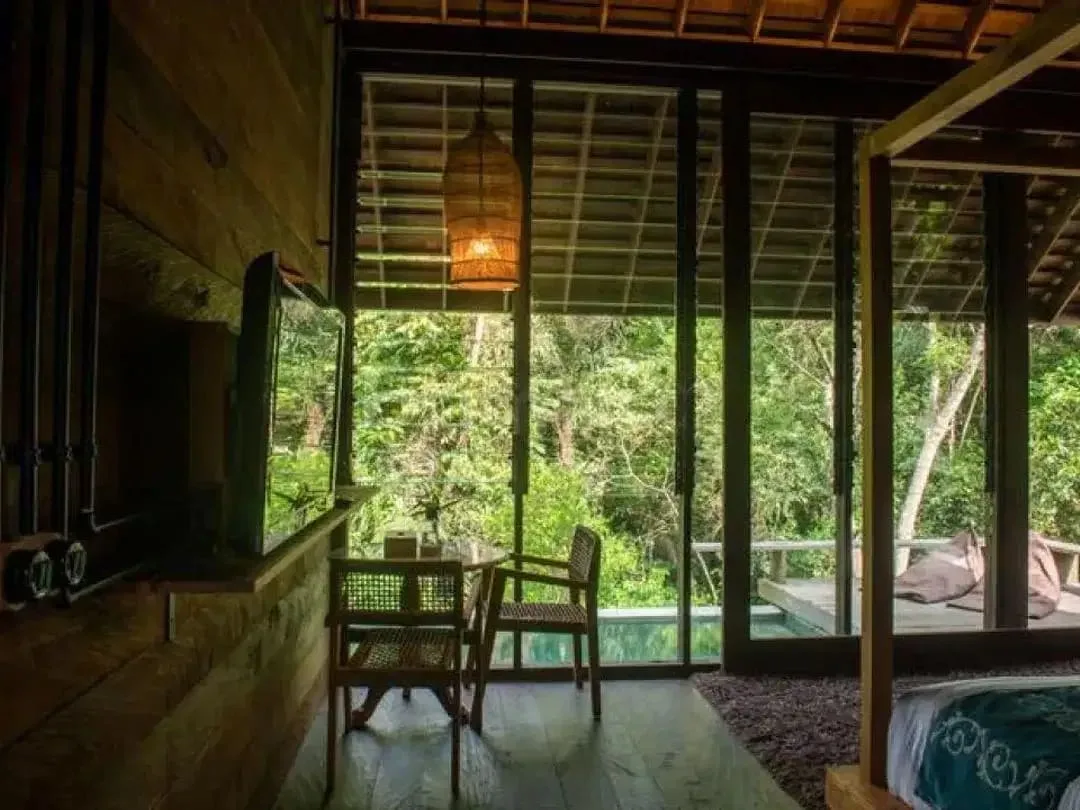 Modern Tropical Villa With Forest And River View Di Ubud - Image 5 of 8