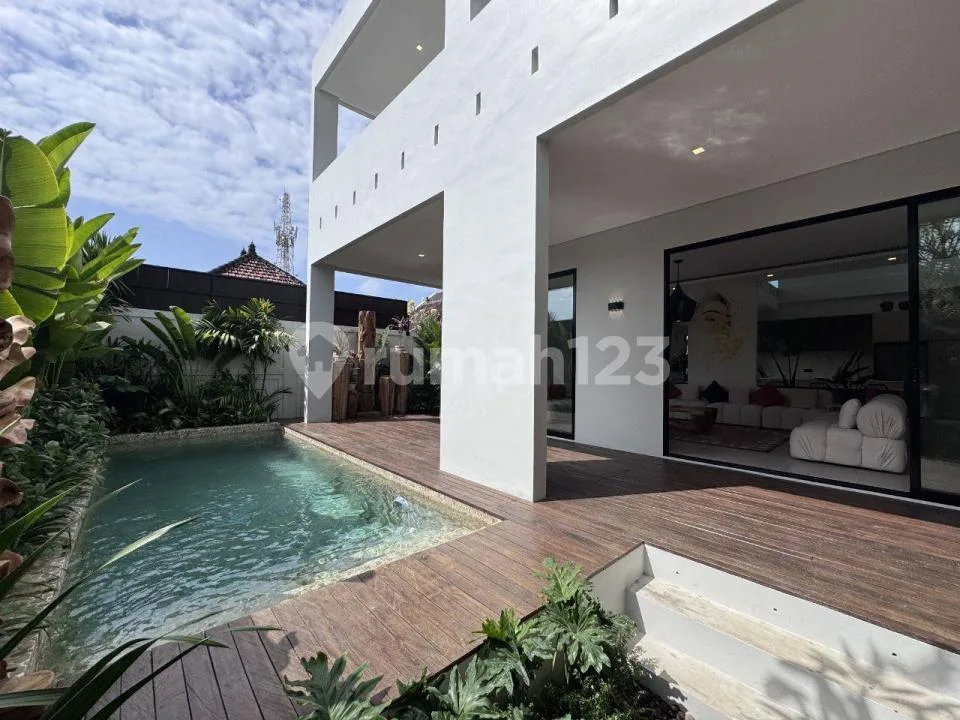 Leashold Villa Pungutan Sanur - 4 Bedrooms 200MÂ² - Image 1 of 4