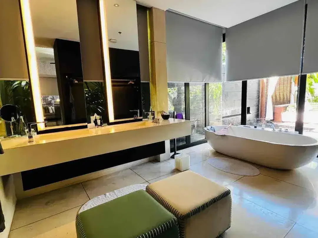 Dijual Villa W Seminyak Bali
Dalam Kawasan Hotel Hotel Berbintang 5 - Image 6 of 10