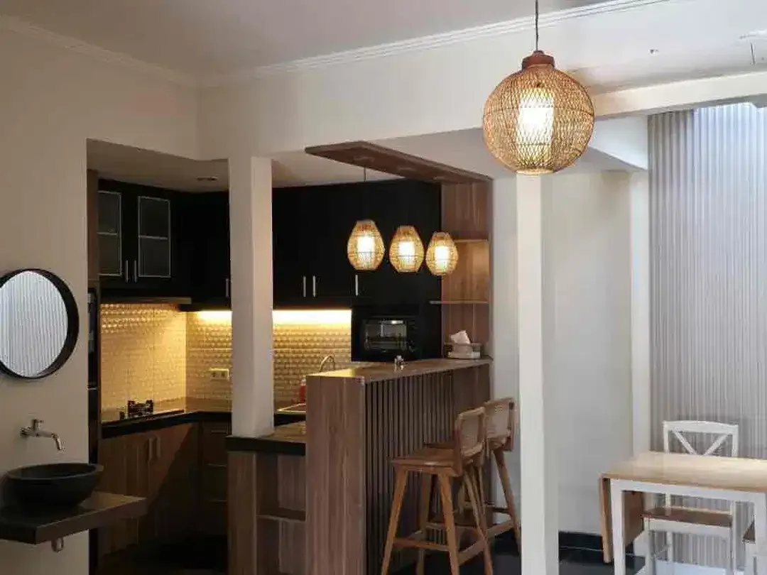Rumah modern minimalis semi furnished bersih dan tenang lokasi Kesiman kertalangu - Image 8 of 10