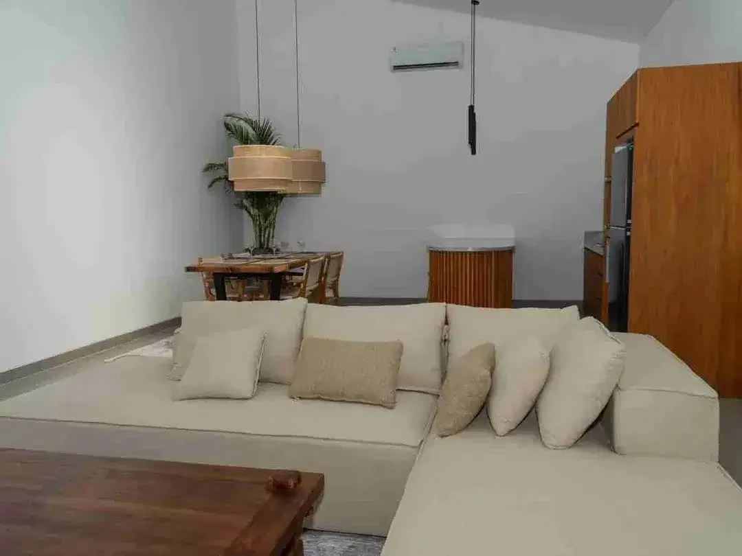L E A S E H O L D. Tropical Modern 2 Bedroom Spacious Villa in Padonan Canggu - Image 4 of 10