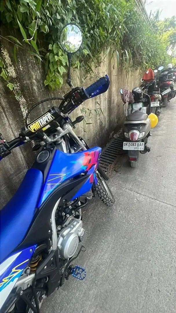 Yamaha WR155 biru 2024 - Image 2 of 9