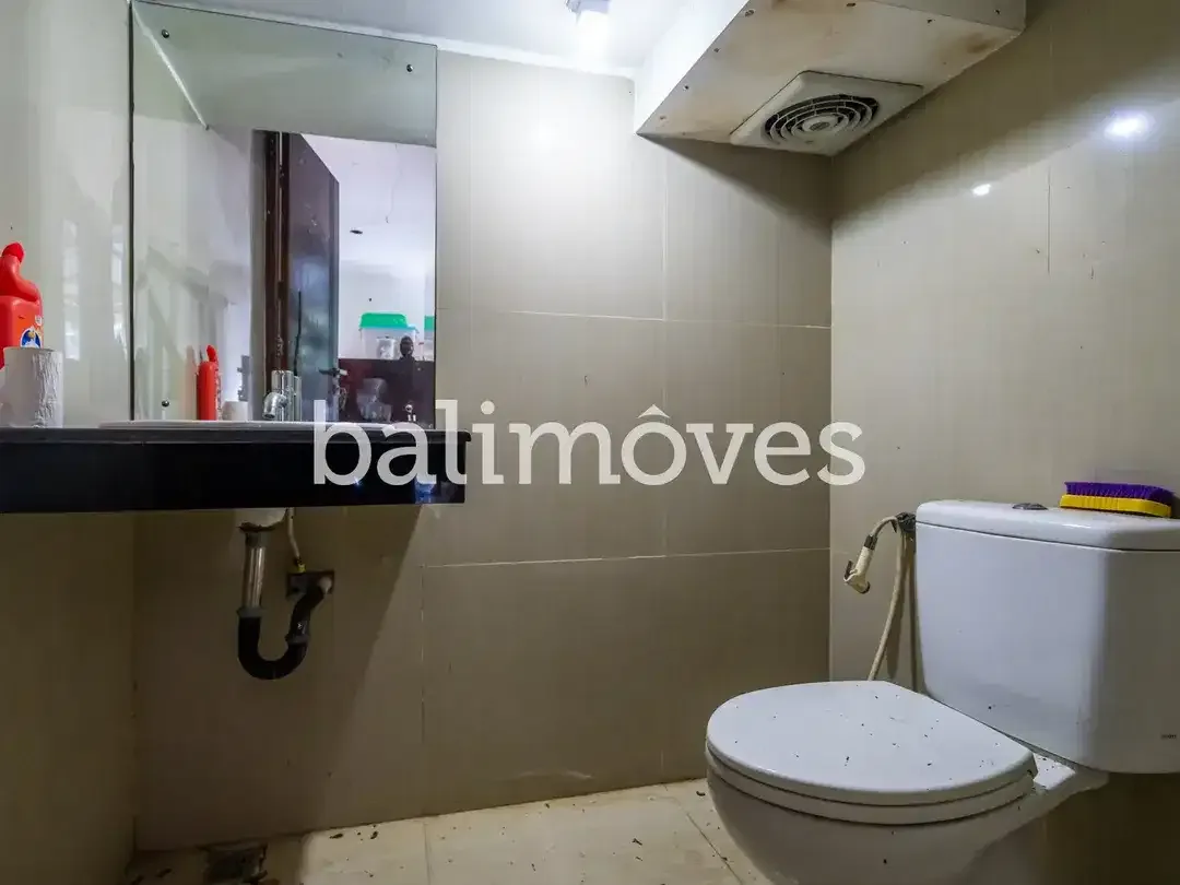 Dijual Rumah Empat Kamar Tidur Di Renon - Image 7 of 10