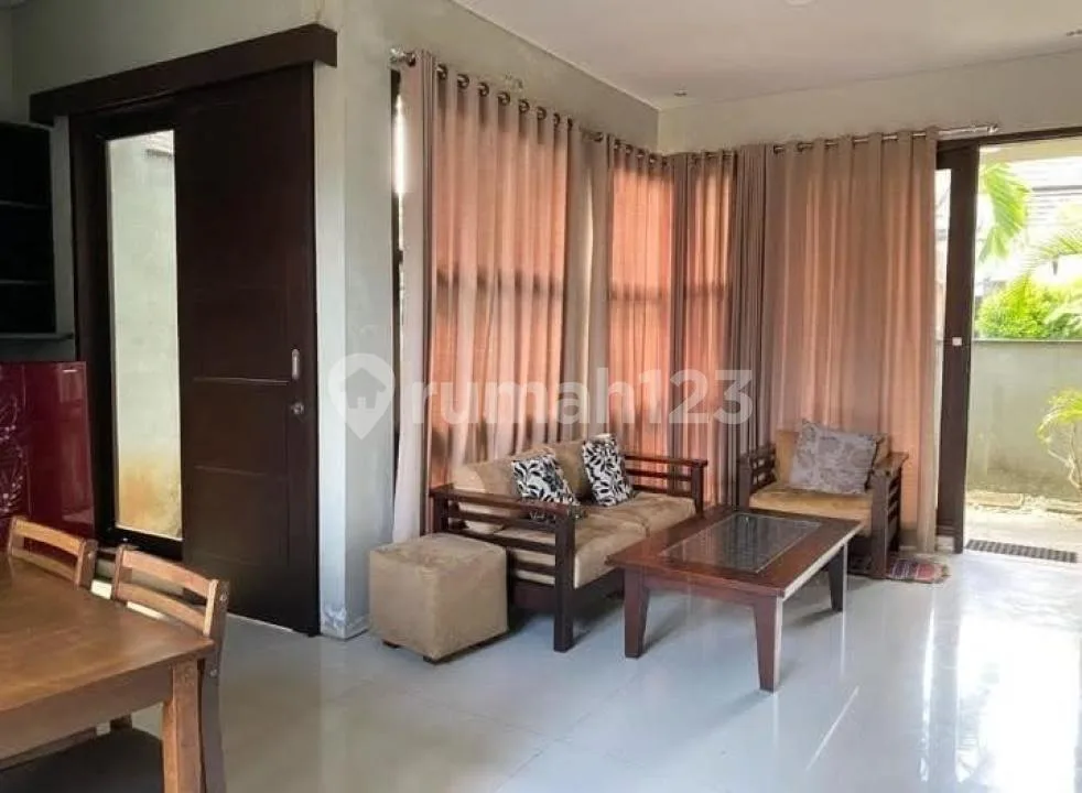 Villa Strategis Dekat Taman Rama School dan Pantai di Jimbaran - Image 1 of 4
