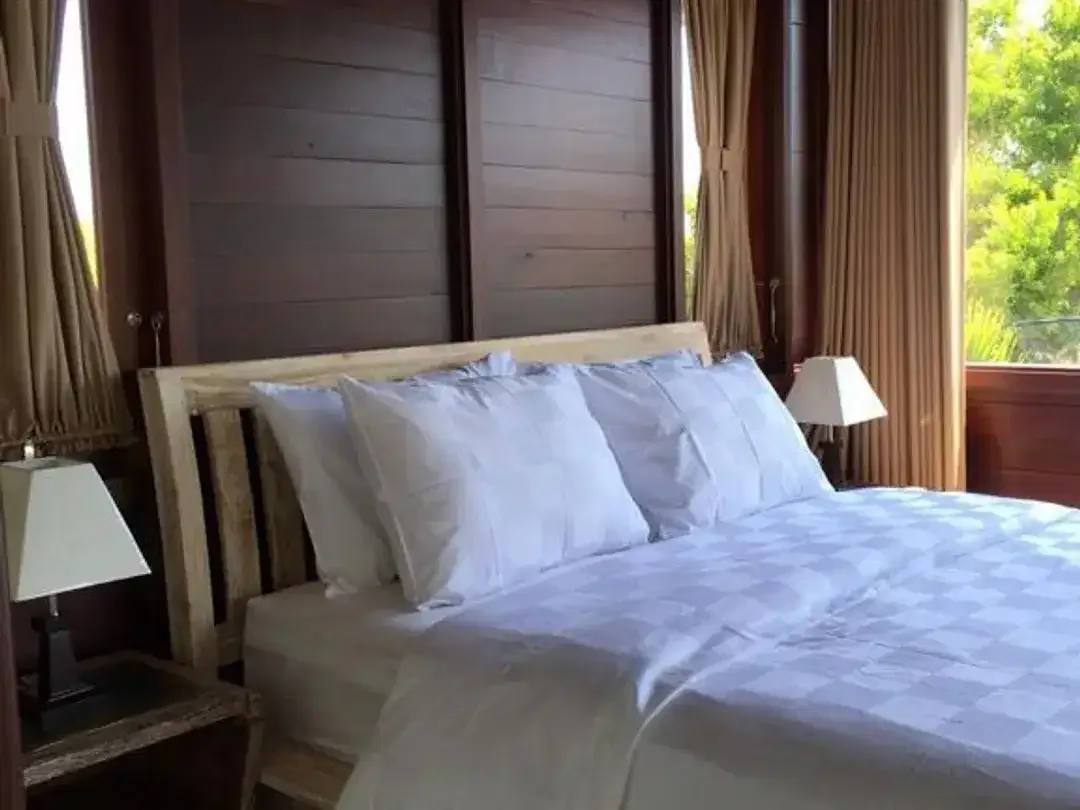 Villa Eksklusif 4 Kamar Tidur Disewakan di Tundun Penyu, Ungasan - Image 5 of 6