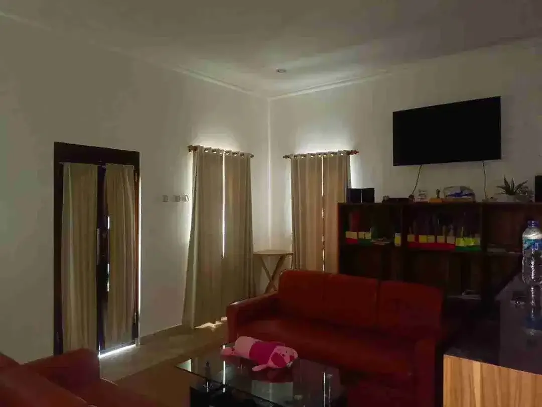 Jual Rumah 1lt Luas Tanah 400m2 Lokasi Jl Batur Sari Sanur Dekat Pantai area Investasi Strategis. Gr - Image 9 of 10