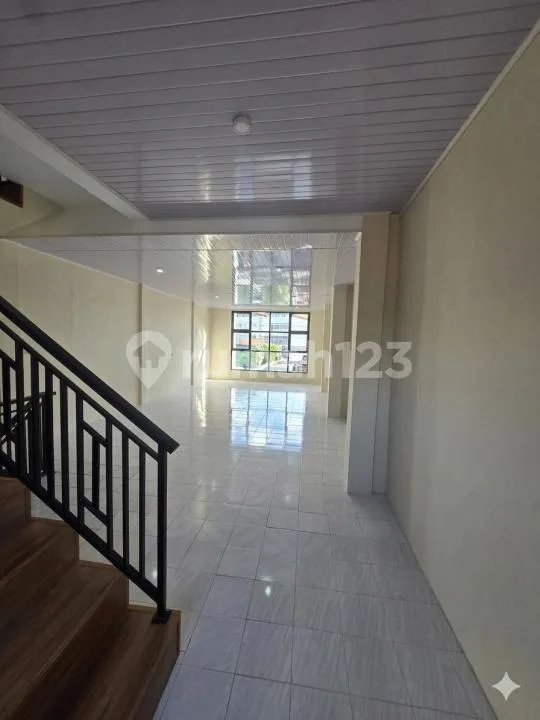 Jual Ruko 3 Lantai Lokasi Strategis di Denpasar Utara Bali - Image 2 of 4