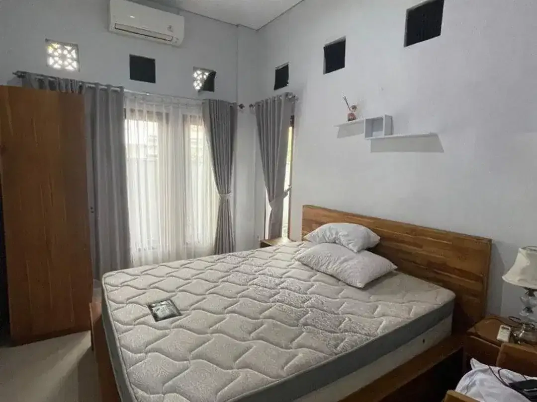 Rumah 4 Kamar Siap Huni Disewakan di Area Ungasan Jimbaran - Image 5 of 6