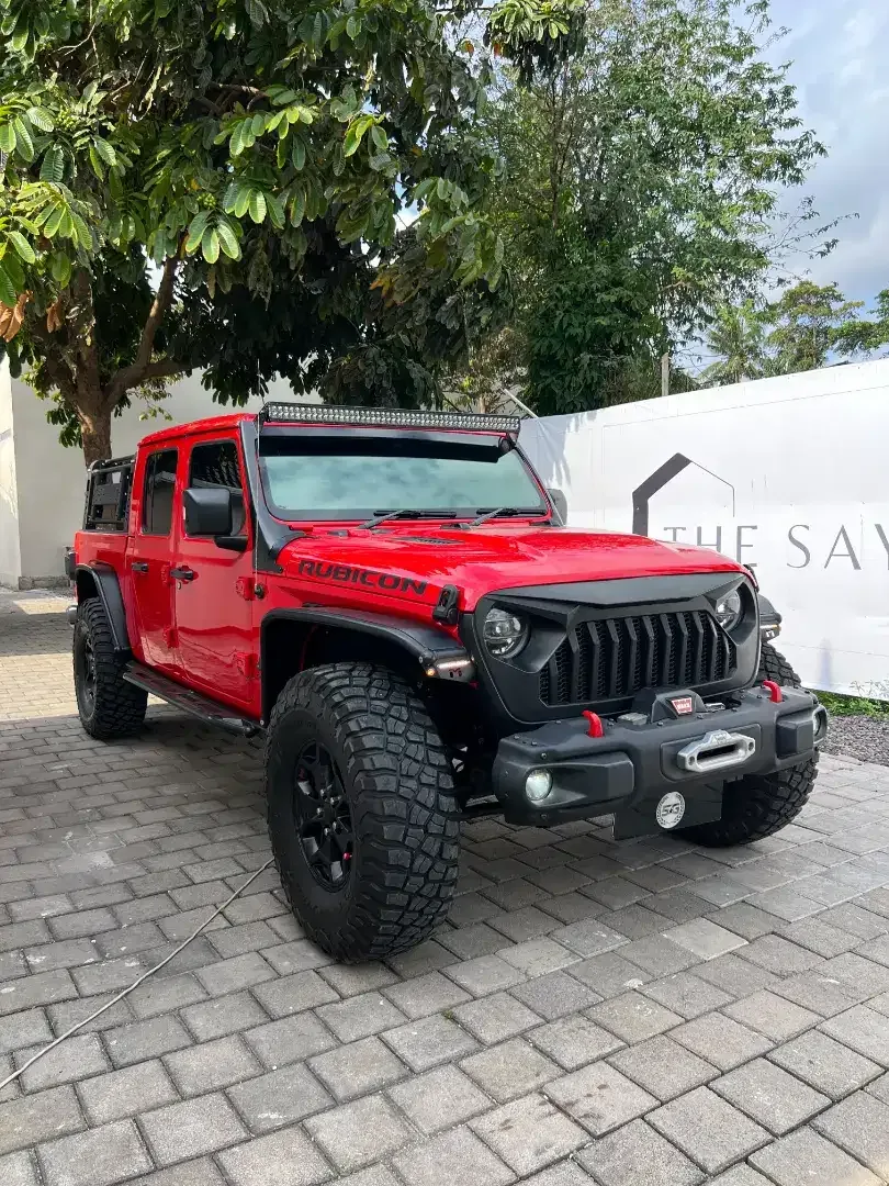JEEP RUBICON GLADIATOR 4X4 2020 AT RED FIRECRACKER DOUBLE CABIN - Image 1 of 10