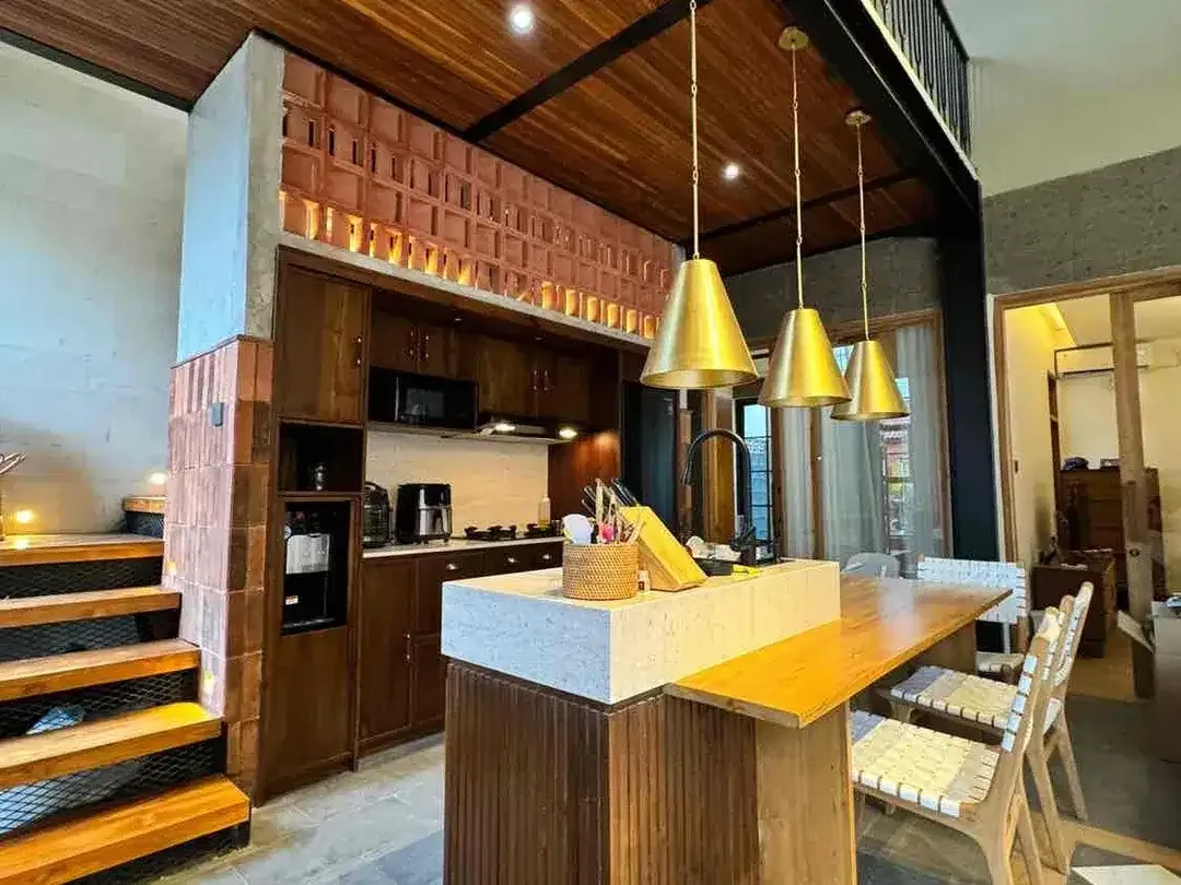 Disewakan villa modern 5-bedrooms di Jimbaran - Image 6 of 10