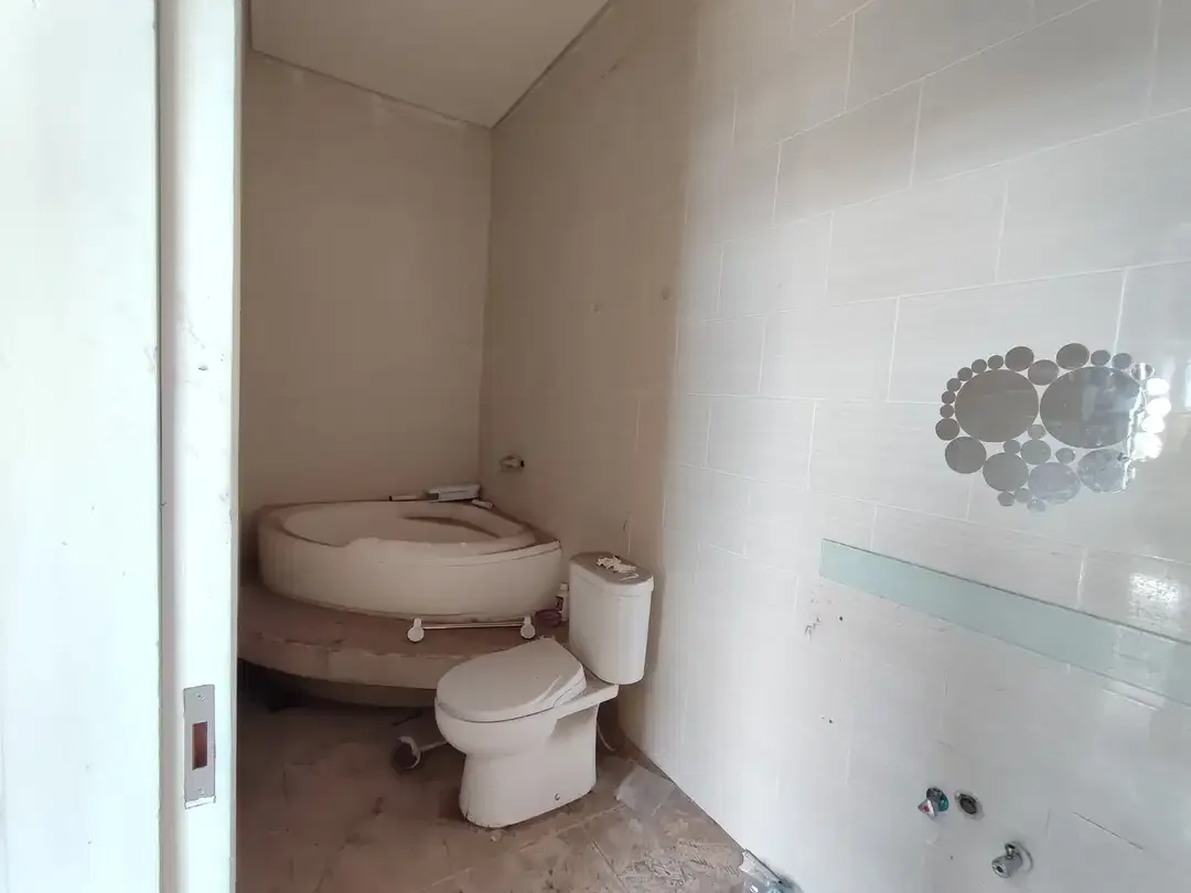 Dijual Cepat Rumah 4 Kamar Tidur di Padangsambian - Image 9 of 10