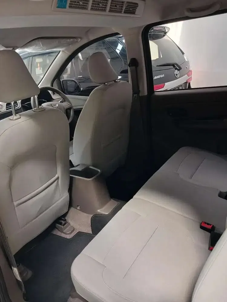 Wuling Confero 2023 Bensin - Image 4 of 5
