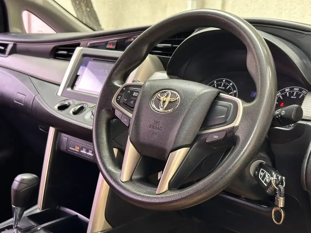 INNOVA REBORN G AT BENSIN 2017 HITAM - Image 7 of 10