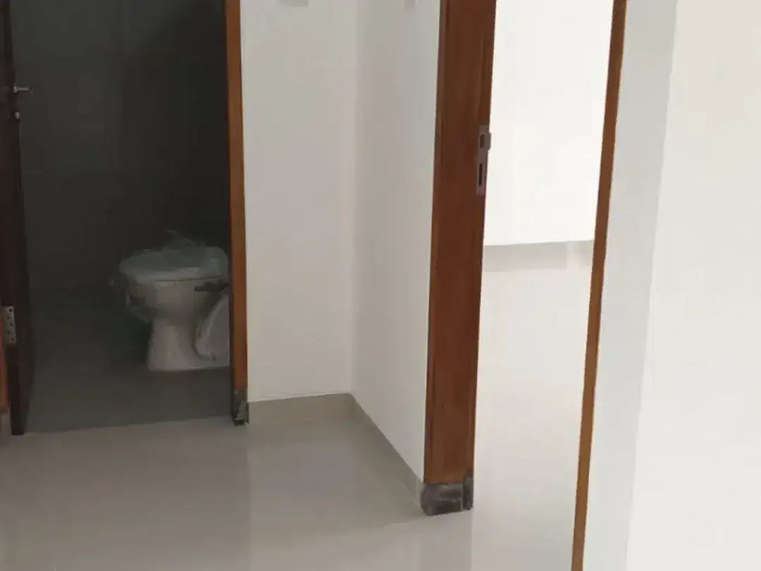 BRAND NEW HOUSE - Rumah Baru Modern Style Minimalis Area Denpasar Selatan - Image 9 of 10