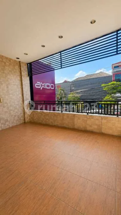 Ruko 3 Lantai Baru Renovasi di Jalan Teuku Umar Lokasi Premium - Image 4 of 4
