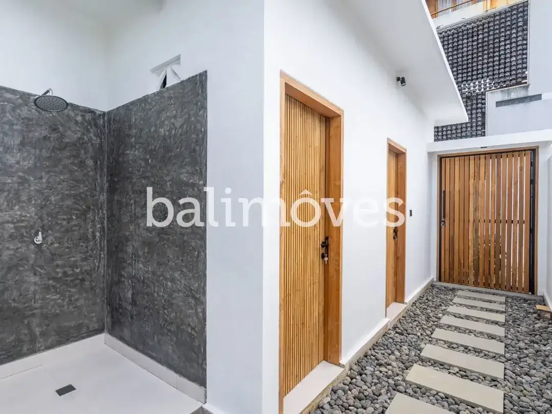 Vila Baru Dua Kamar Tidur Bergaya Tropis Modern di Sanur - Image 9 of 10