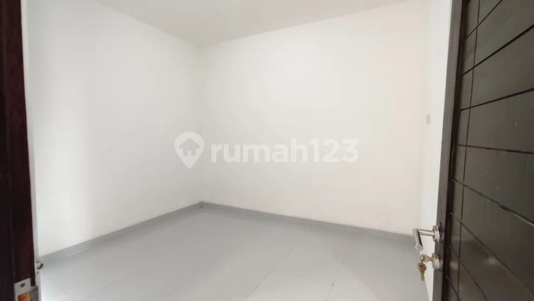 Passive Income! Rumah 2 Lantai Pesanggaran Denpasar - Tinggal Terima Sewa - Image 4 of 4