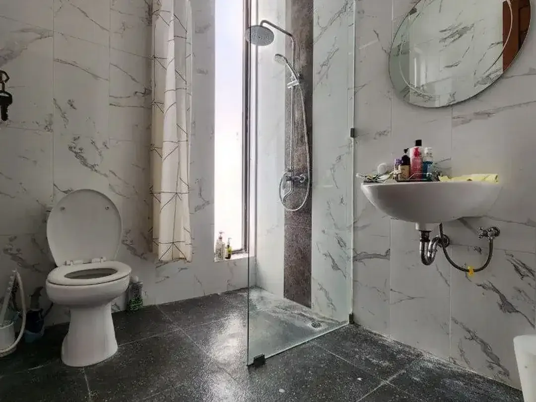 Rumah Eksklusif Full Furnished Dijual, di Kerobokan Kuta Area - Image 8 of 9