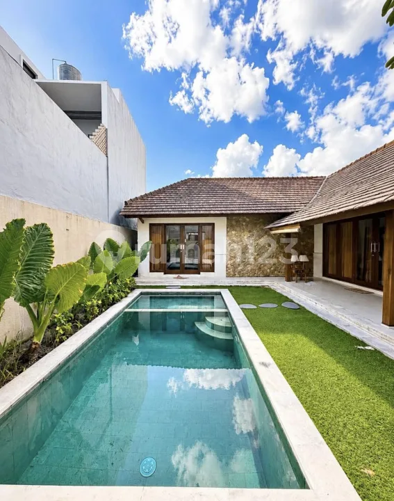 Villa Tuka Babakan Canggu For Yearly Rental - Image 1 of 4