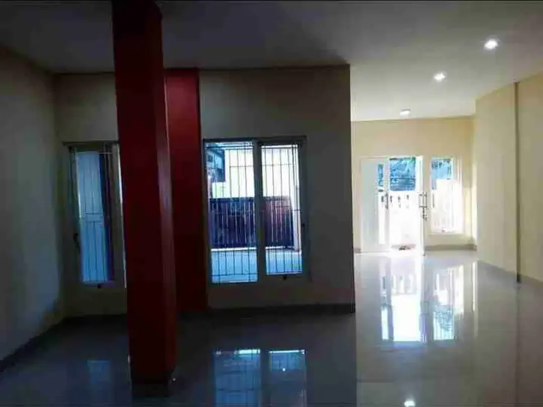 Buc Rumah LT 120M2 Ada 5Kamar Pusat Kota Jaya Giri Renon Jl6mtr Paving - Image 5 of 9