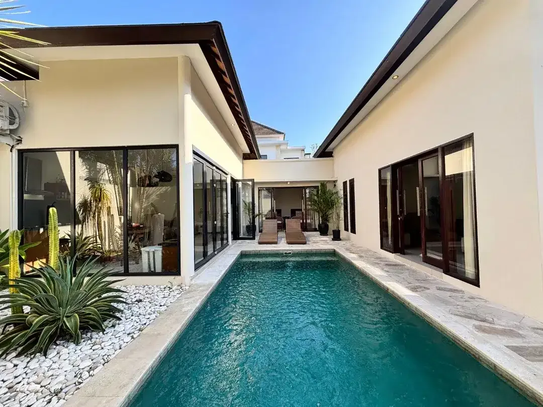 2BR VILLA IN A GATED CLUSTER BUMBAK UMALAS - Image 10 of 10