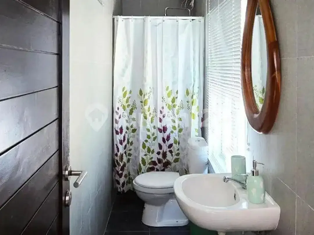 Dijual Rumah Semi Villa Area Jalan Taman Graha Taman Griya Bawah / Jimbaran Kuta Selatan - Bali - Image 9 of 10
