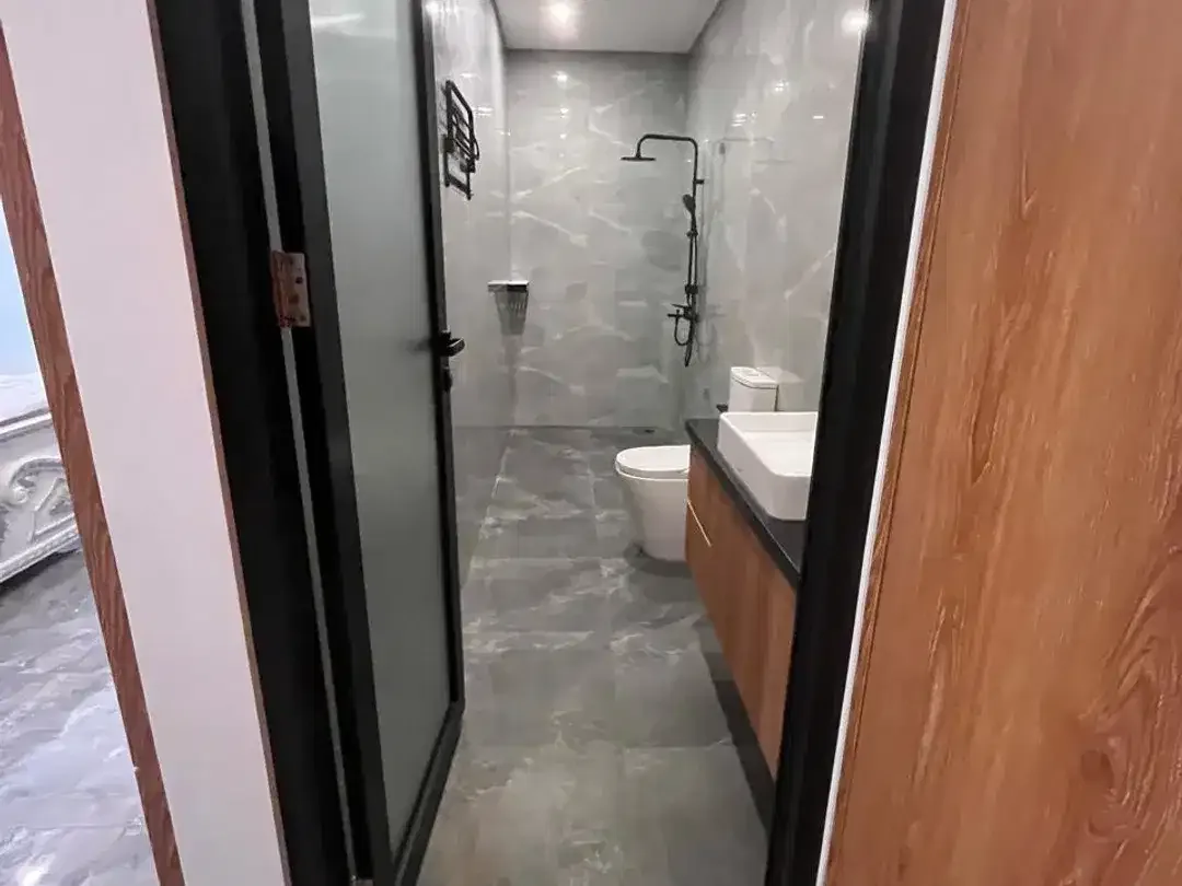 BRAND NEW MODERN VILLA IN BATUR SARI SANUR - Image 4 of 10