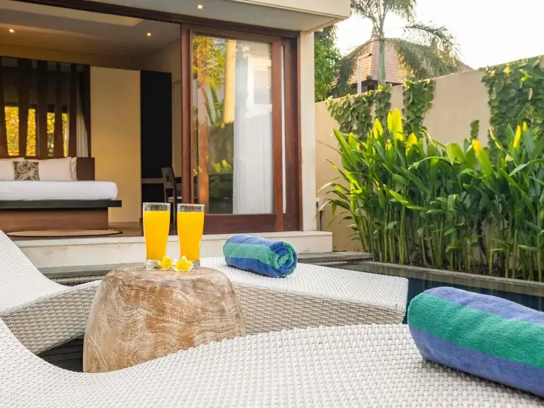 LUXURY VILLA FOR SALE – WALKING DISTANCE TO BATU BOLONG BEACH, CANGGU - Image 9 of 10