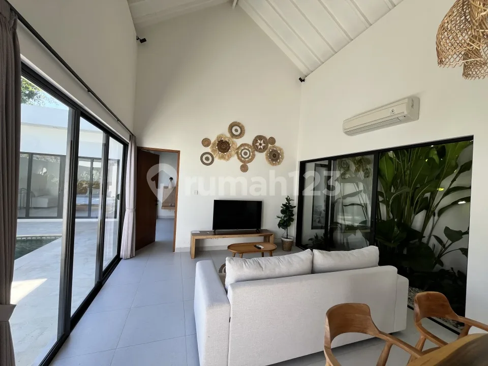 Villa Siap Huni di Ungasan - 9 Menit ke Pantai Melasti , Full Furnished, Legalitas Lengkap - Image 3 of 4