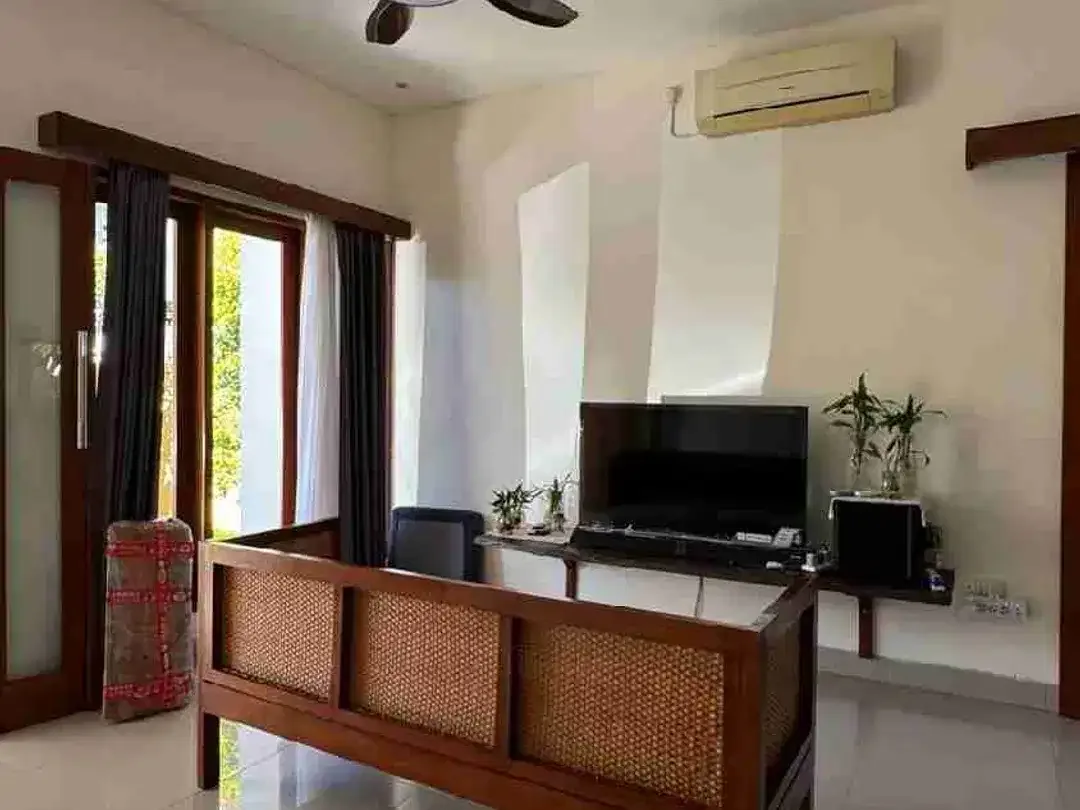 Disewakan Rumah di Tukad Balian Full Furnished 3KT - Image 3 of 9
