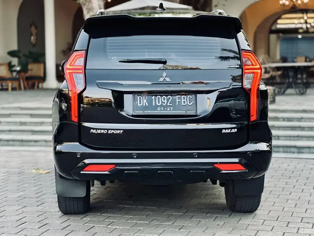 PAJERO SPORT DAKAR 4x2 AT DIESEL 2022 ASLI BALI - Image 4 of 10