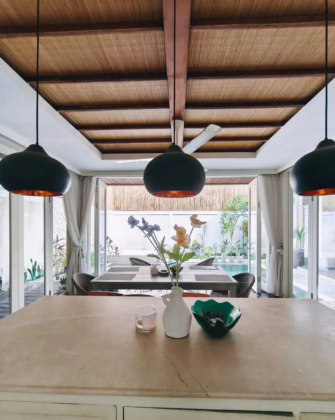 FOR RENT VILLA 3 BR PRIVAT POOL PRIME LOCATION CANGGU - Image 4 of 10