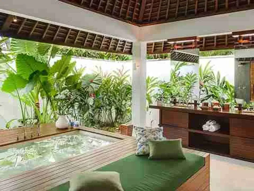Huge Balinese modern  Style Villa Berawa Tibubeneng Canggu Bali - Image 7 of 10