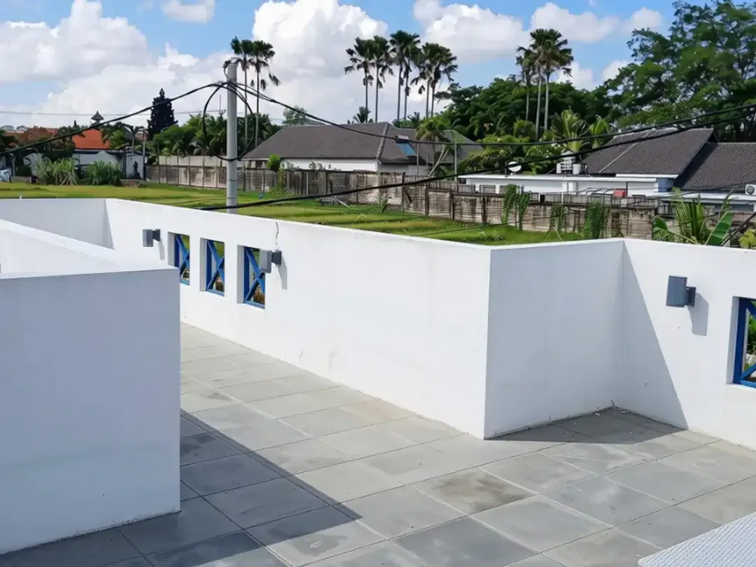 Luxury 3Br Modern Mediterranean Villa In Berawa Prime Location Near Finns Beach Club - Image 7 of 10