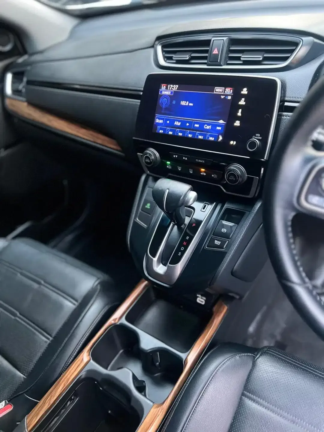 Crv Turbo Prestige Sensing 2022 Low KM 30rb - Image 7 of 10