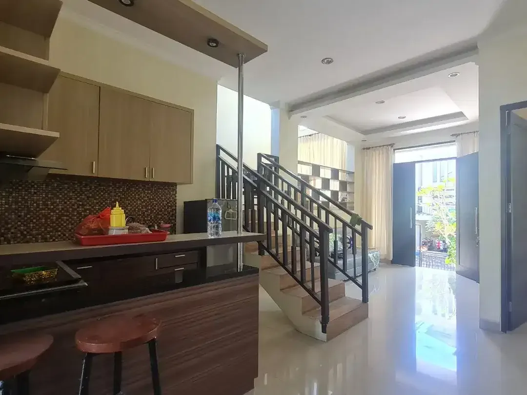 Disewakan Rumah Bagus area Renon - Image 4 of 10