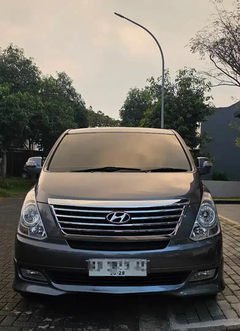 Hyundai H-1 Diesel 2011 - Image 2 of 7