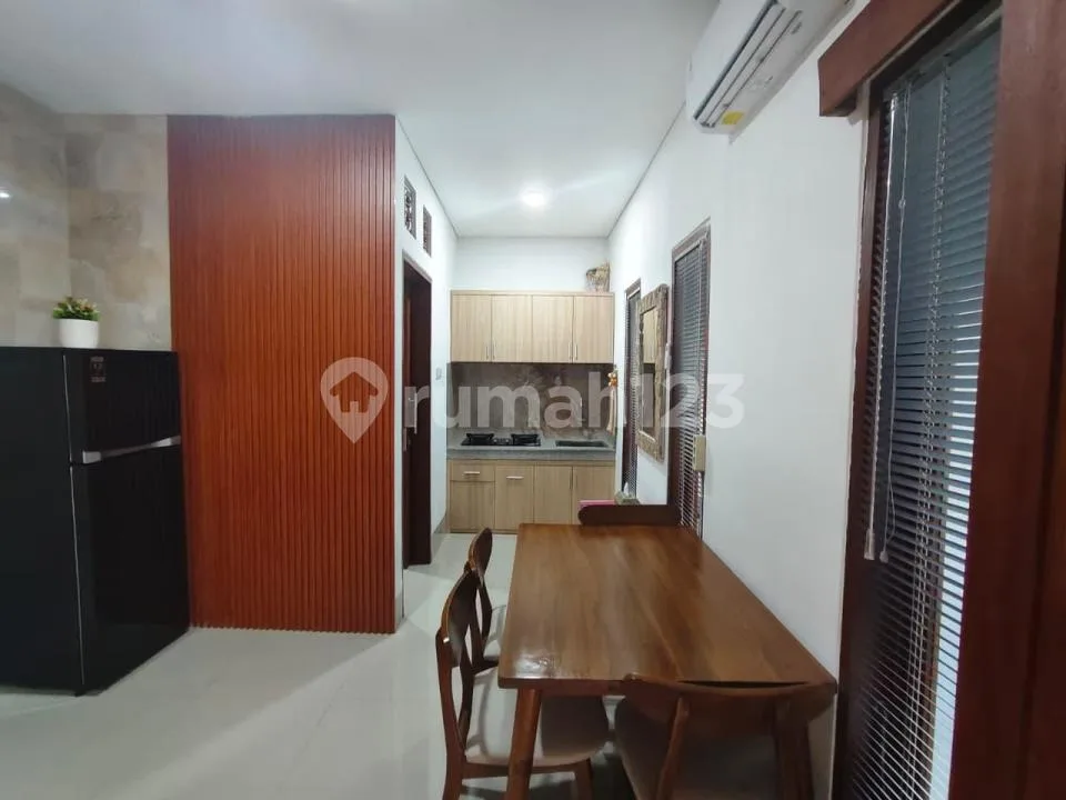 Disewakan Rumah Full Furnished 3 Kamar Tidur di Area Renon - 5 Menit ke Lapangan Renon | Prpd519 - Image 3 of 4