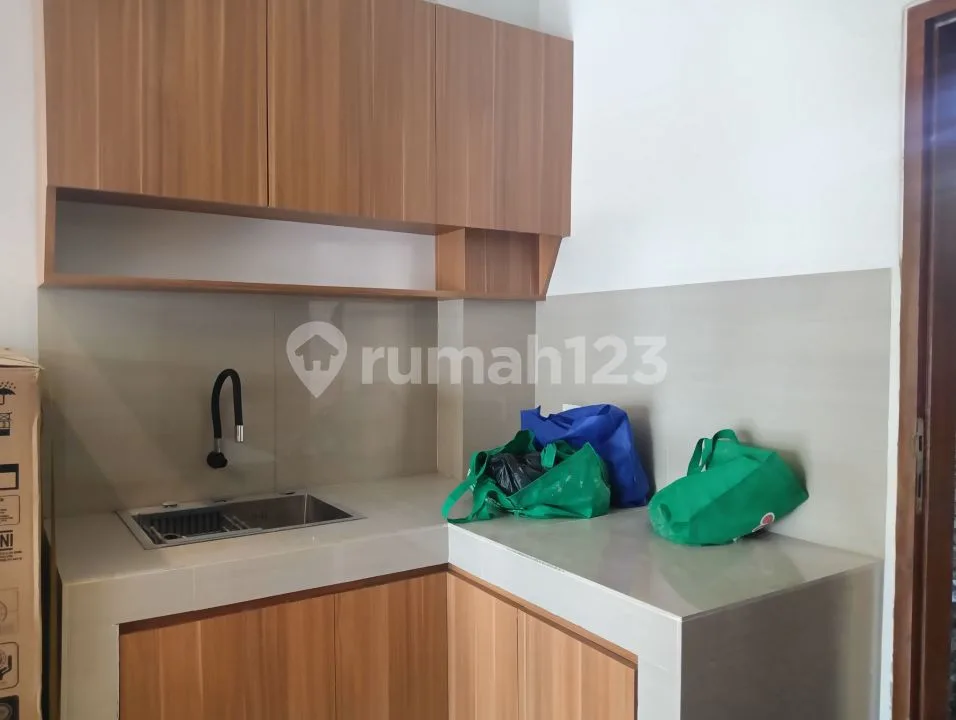 Guest House Dijalan Gunung Soputan Seberang Ganidha Apartemen - Image 4 of 4